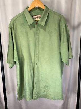 Paradise Blue Men’s XL Green Hawaiian Shirt Rayon Blend Tonal Palm Tree